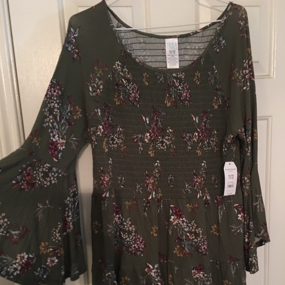 Pretty summer/fall blouse